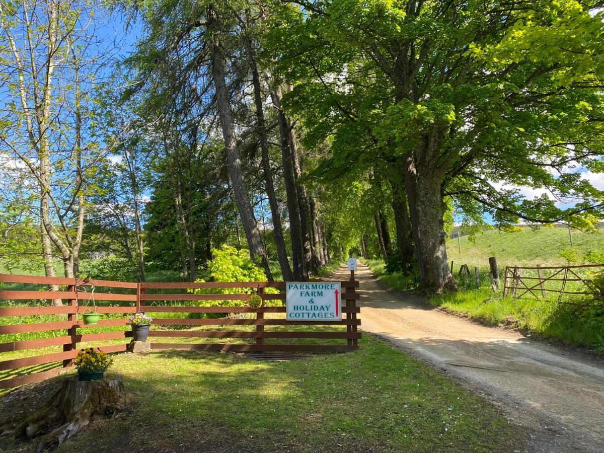 Parkmore Holiday Cottages Dufftown Eksteriør billede